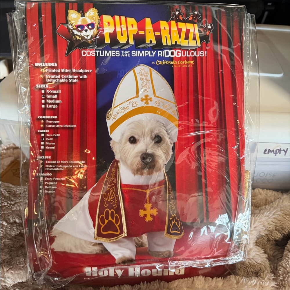 Pup-A-Razzi ‘Pope’ Dog Costume